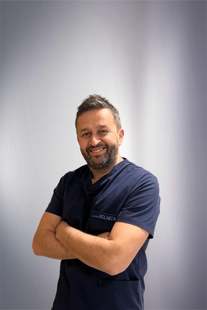 Dr Alen Hajdarevic